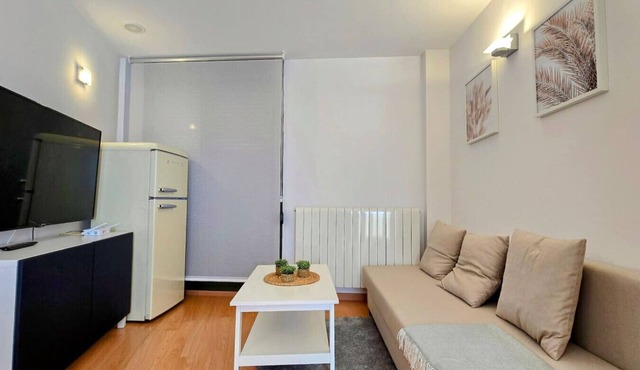 Discover Trazona from This Central & Peaceful Flat