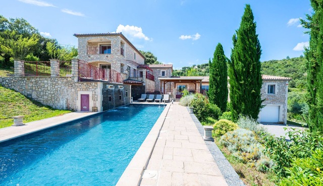 Discover Villa Mistral – Luxury, Space & Stunning Views