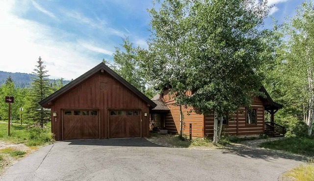 Discovery Chalet 374 at Tamarack Resort by Casago Mccall - Donerightmanagement