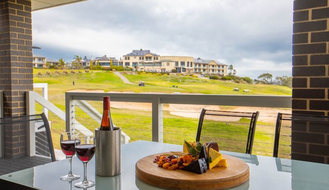 Discovery Resorts - McCracken Country Club