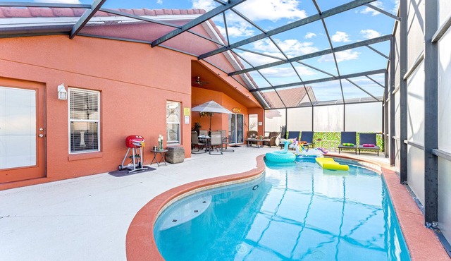 Disney Family fun private pool/game room/theme room Weekly/Monthly Discount