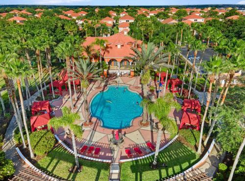 Disney Family Fun Resort, Pool and Game Room