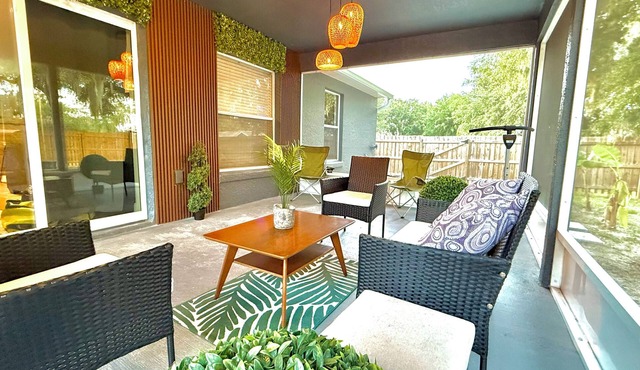 Disney Getaway Oasis with Nature, Fire Pit & BBQ. Family-Friendly Retreat