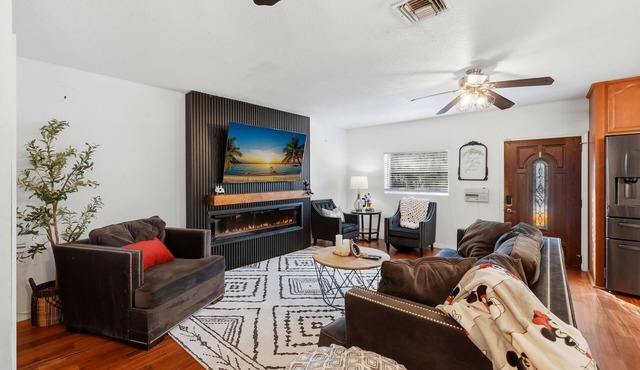 Disney-Inspired Mickey 4BR Family Getaway with Games!