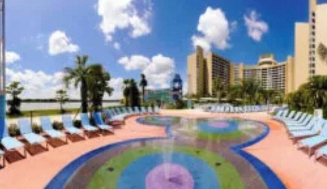 Disney's Bay Lake Tower nMagic Kingdom Theme Park View n
