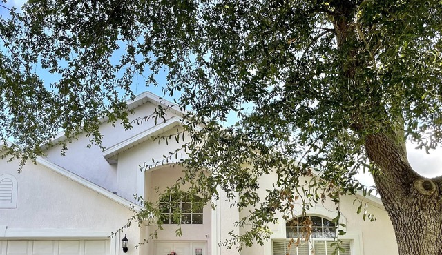 Disney's Sunshine Home - Gated Community - WiFi - Pool