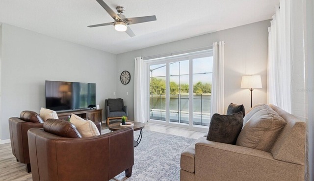 Disney World, Universal Epic Waterfront Modern Home - Private Pool And Game Room