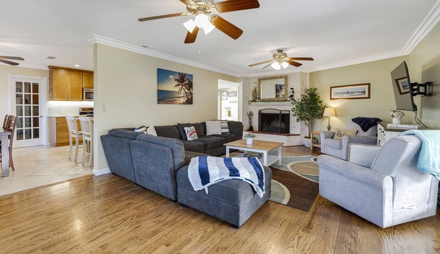 Disneyland, Beach and Much More!