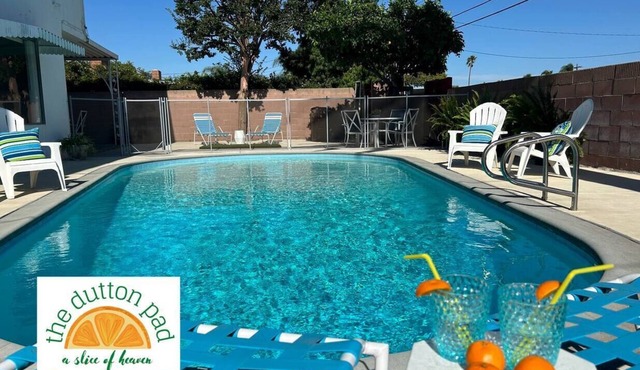 Disneyland close, 14 guest family home with pool!