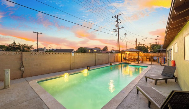 Disneyland Family Rental Pool Sleeps 12 Single Story