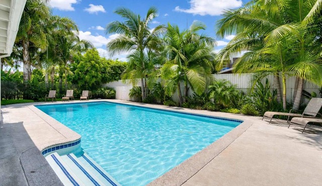 Disneyland Tropical Retreat 4BR 4BA, Pool/Hot Tub