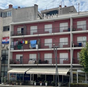 DiSte Apartman