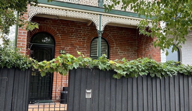 Divine Central Terrace in Bathurst
