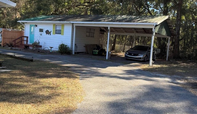Divine Springs retreatwith WiFi, AC,horses welcome, gym, hot tub, & pool.