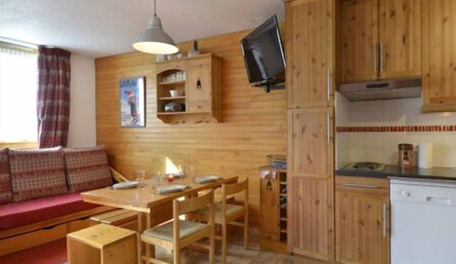 DIVISIBLE APARTMENT - PLAGNE BELLECOTE - AT THE FOOT OF THE SLOPES - SOUTH-WEST EXPOSURE