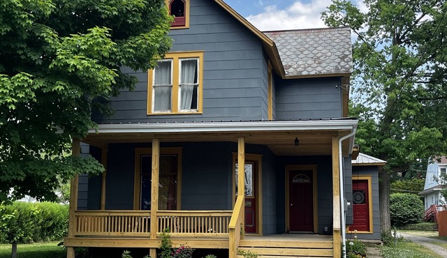 Division Street Suite