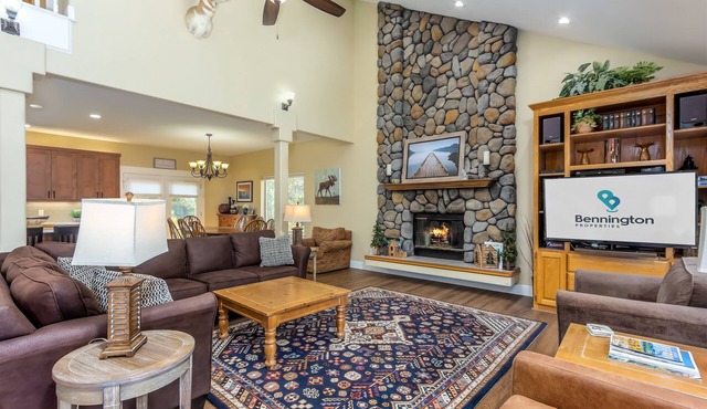 DIXI02 - Great Home, AC, Dog Friendly, Hot Tub