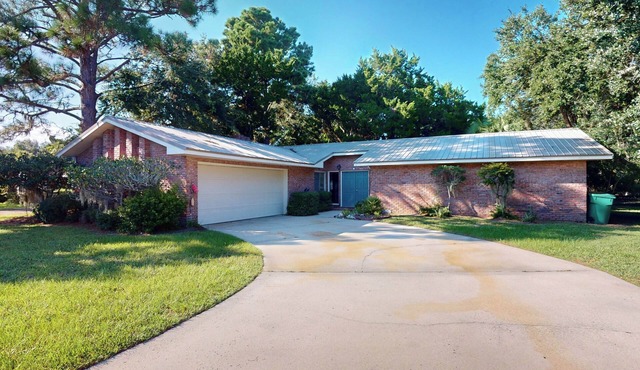 Dixies Retreat 3 bedroom, 2 bath