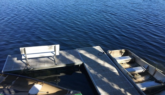 Dixon Lake Resort Nature Lodges on a Scenic Lake