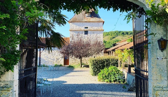 Domaine de Villot - Gîte L'alouette Au Calme et en Pleine Nature - Idéal Famille