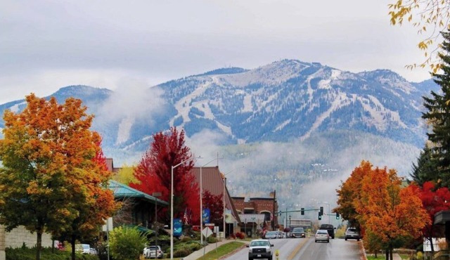 Do not rent this property. It was sold over 3 yrs ago.