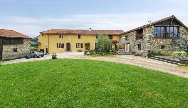 Do you want to relax in the high Pyrenees, quiet and close to the mountains? Then this place is made