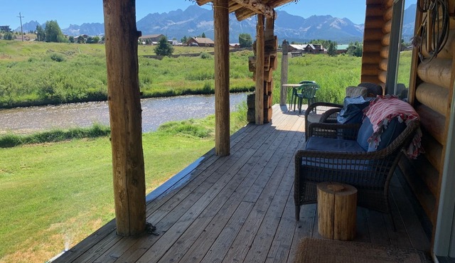 Doc's Lodge The Perfect Sawtooth Escape