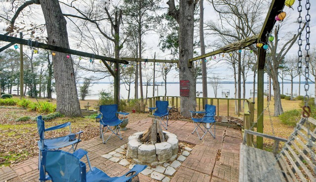 Dock Access On-Site: Peaceful Lake Eufaula Retreat