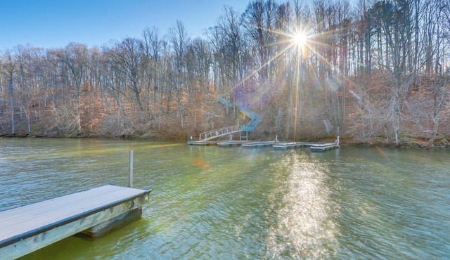 Dock Access: Secluded & Peaceful Pittsville Cabin