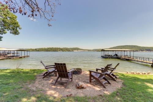 Dock and Hot Tub Lakefront Camdenton Haven!
