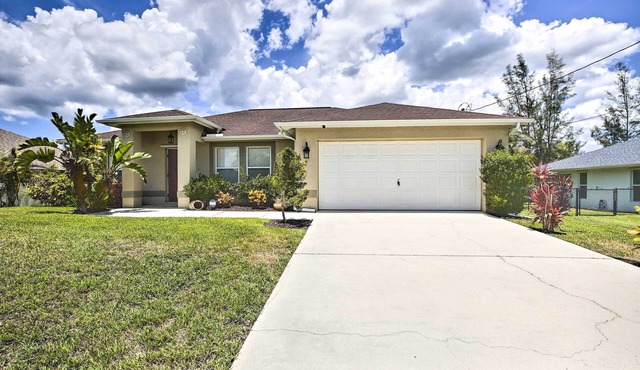 Dock & Canal Access: Cape Coral Family Home