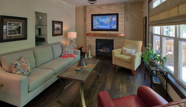 Dock Cottage: Luxury Grand Bend Cottage For Your Pampered Vacation!