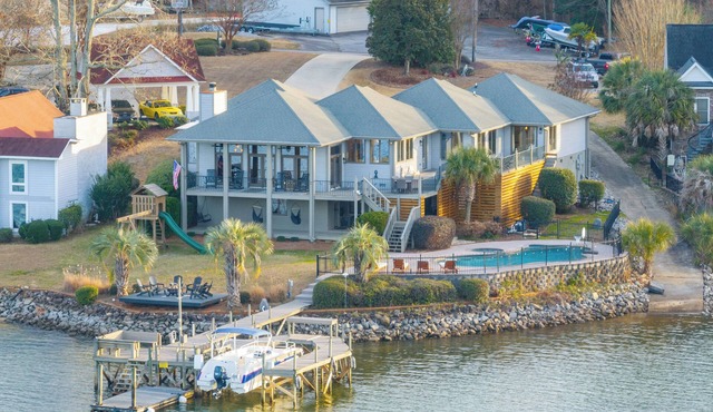 Dock Holiday - Lake Murray SC - Bomb Island Views!