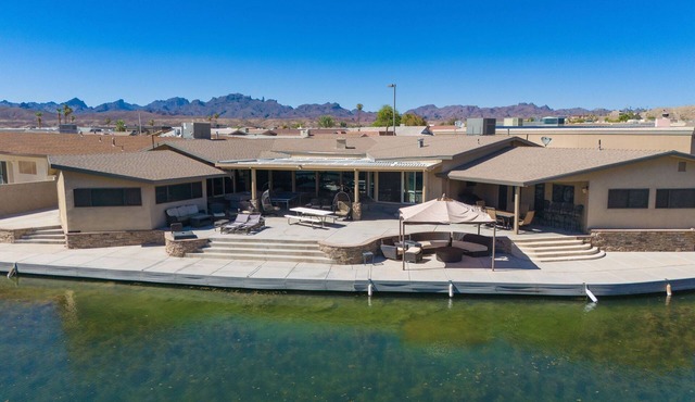 Dock Holiday – The Keys Favorite | Wild West River Escape