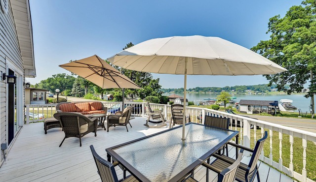 Dock & Kayaks: Lake-View Home, 29 Mi to Notre Dame