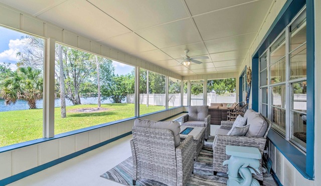 Dock + Lanai: Riverview Homosassa Escape!