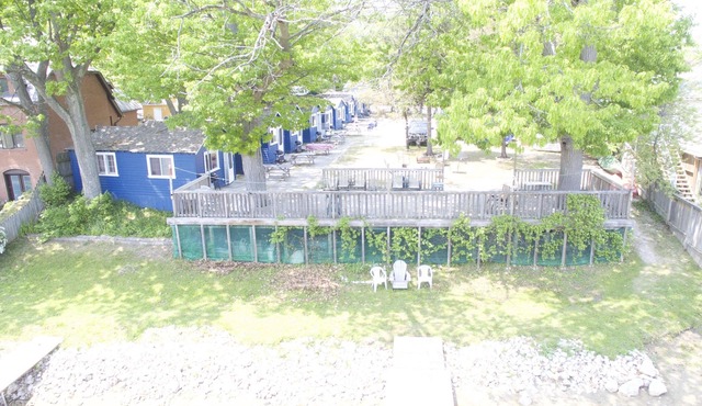 Dock Life Cottage 1 - Riverside, 2 Bedroom, Wasaga