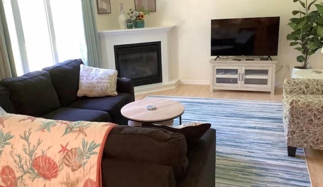 Dock of the Bay unit A, stairs free.