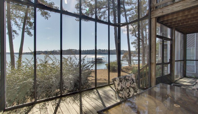 Dock & Ramp Access: Water-view Gem on Lake Eufaula
