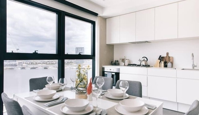 Docklands Apartment w Parking MARVEL STADIUM