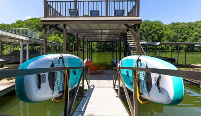 Dockside Dreams-*Best Game/Movie Room at the Lake