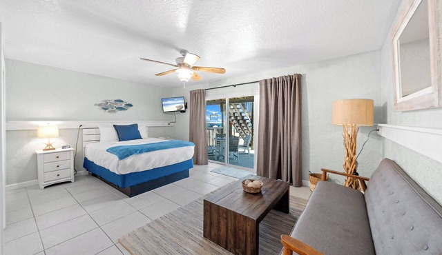 Dockside Marina Studio