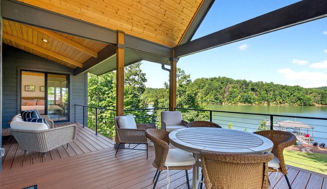 Dockside of the Moon | Lakefront Luxury, Views & Private Dock