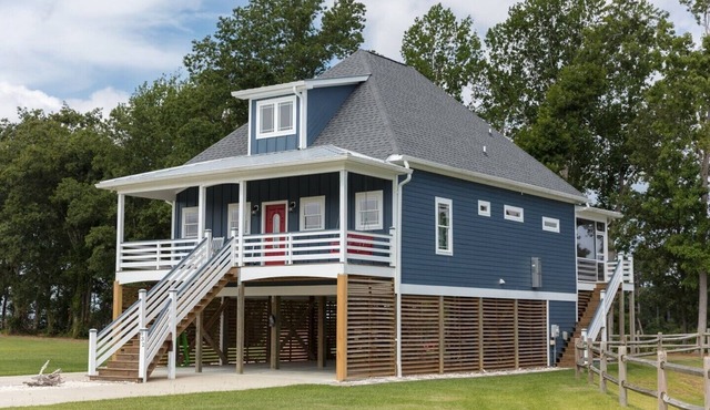 Dockside - Picture Perfect Home - Gorgeous Views!
