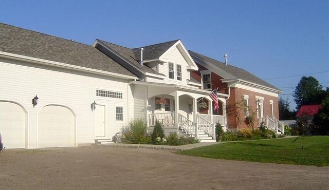 Dodds Brick House Bed & Breakfast