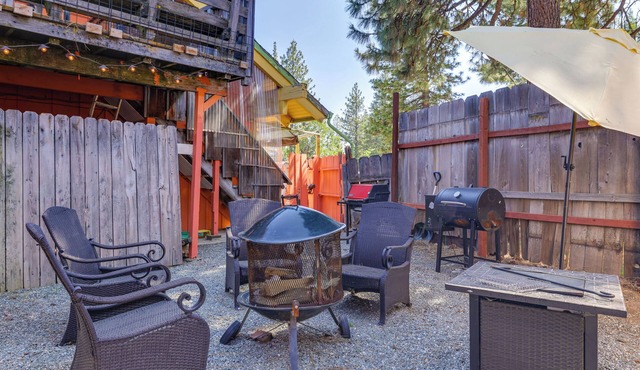 Dodge Ridge Pinecrest Mountain Cabin: Near Hiking!