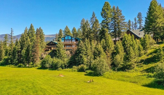 Dog Creek Lodge; Luxury Estate Near Whitefish, MT