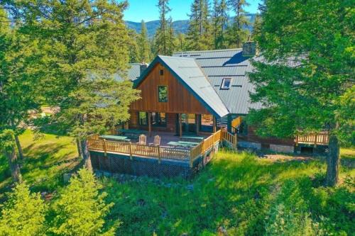 Dog Creek Lodge Near Whitefish, MT
