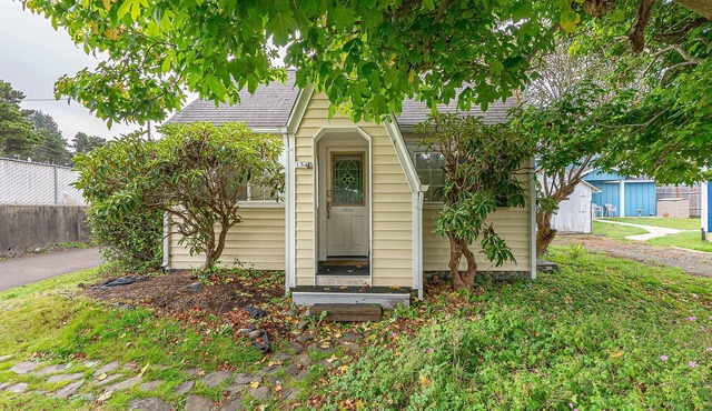 Dog Friendly 2BR Coastal Oregon Retreat