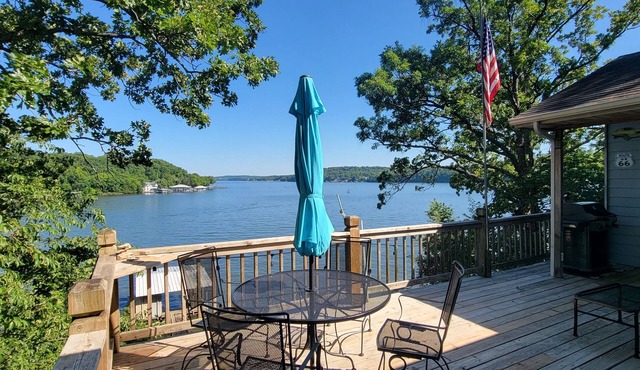 Dog Friendly and Beautiful Main Channel View at the 34.5MM in a "NO WAKE" cove.